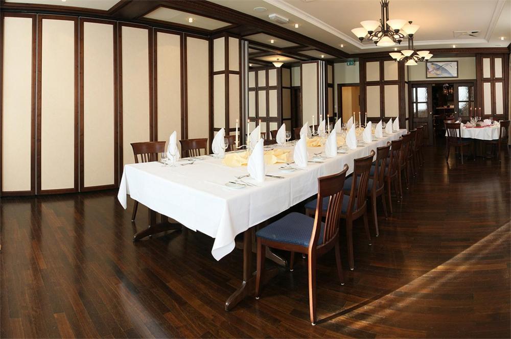 Hotel Goldener Helm Lichtenstein  Buitenkant foto